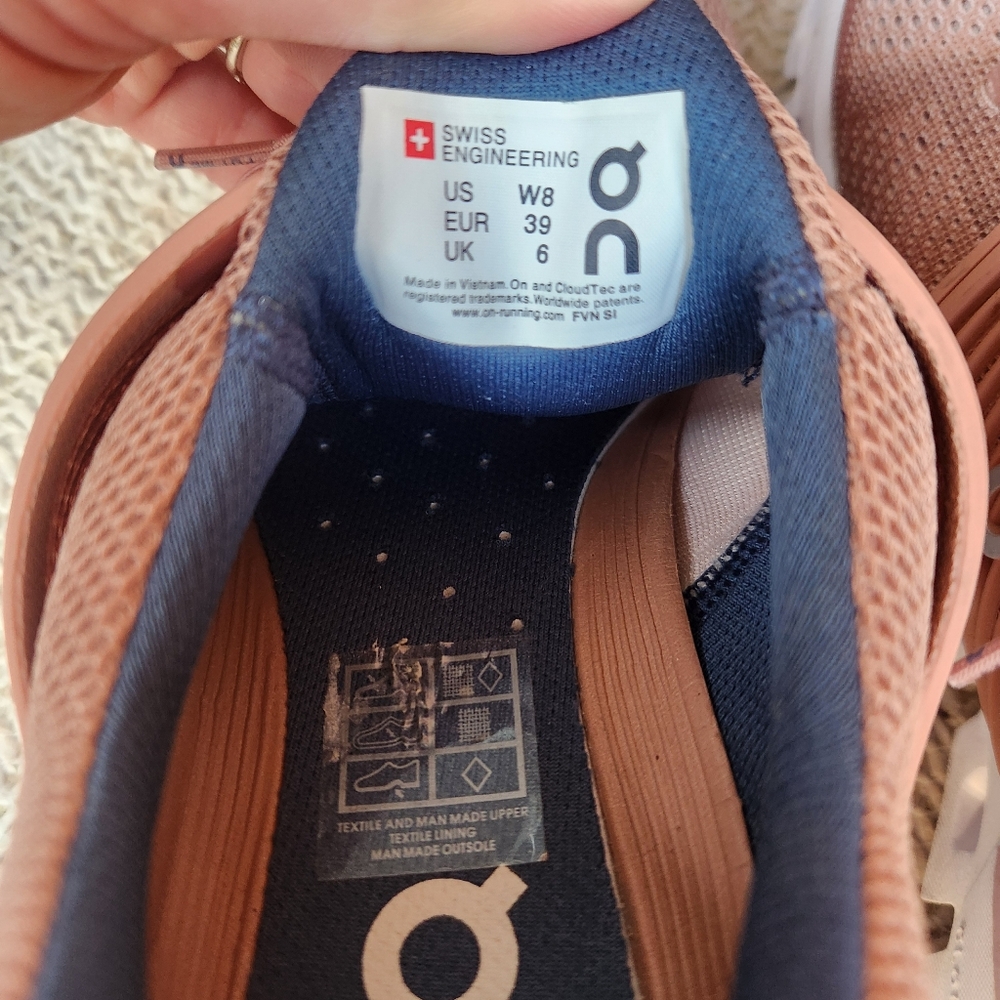 On Cloudswift Womens Running Shoe Blush Color - Picture 10 of 10